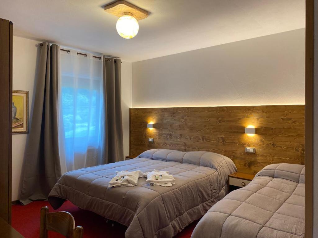 Albergo Quai Monno Exterior photo